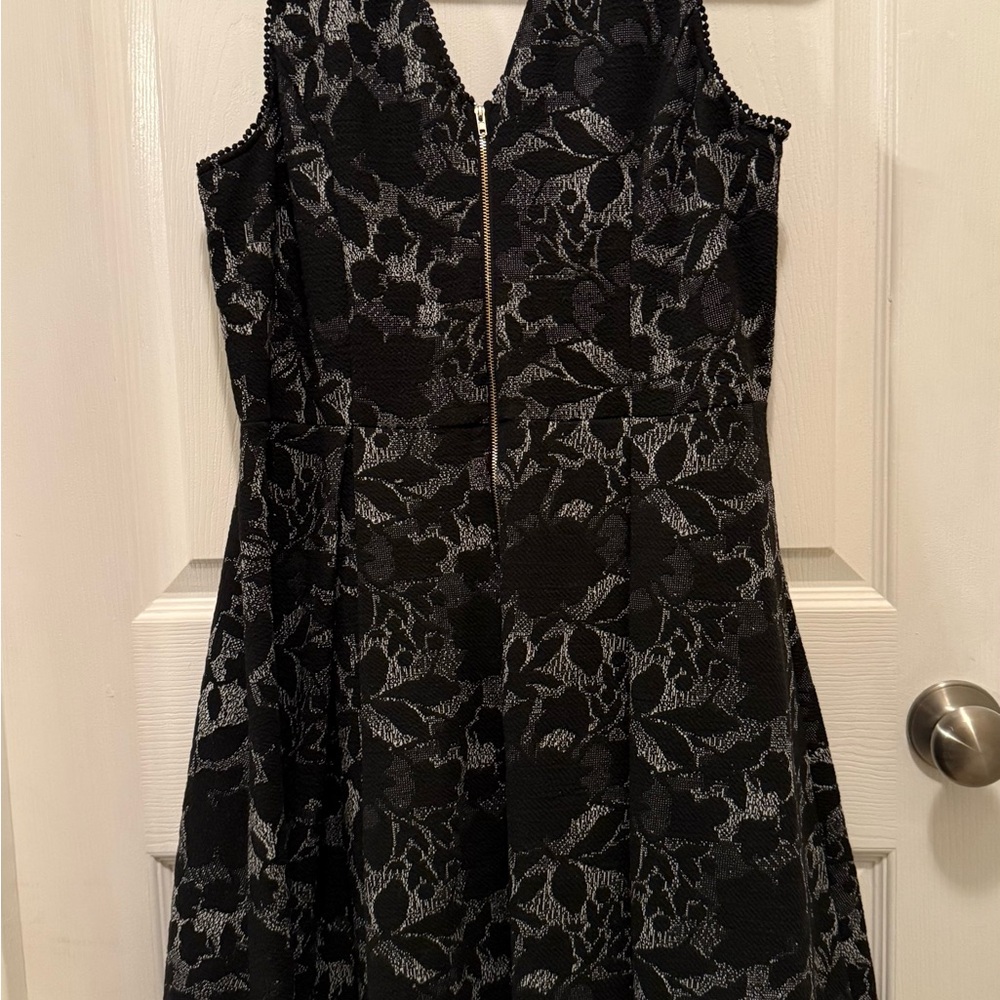 She & sky black & grey Vneck dress 1XL pleated skirt cotton rayon 1XL 19”wide - Picture 5 of 7